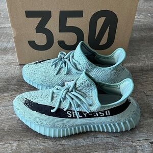 New! YEEZY BOOST 350 V2 SALT, Authentic